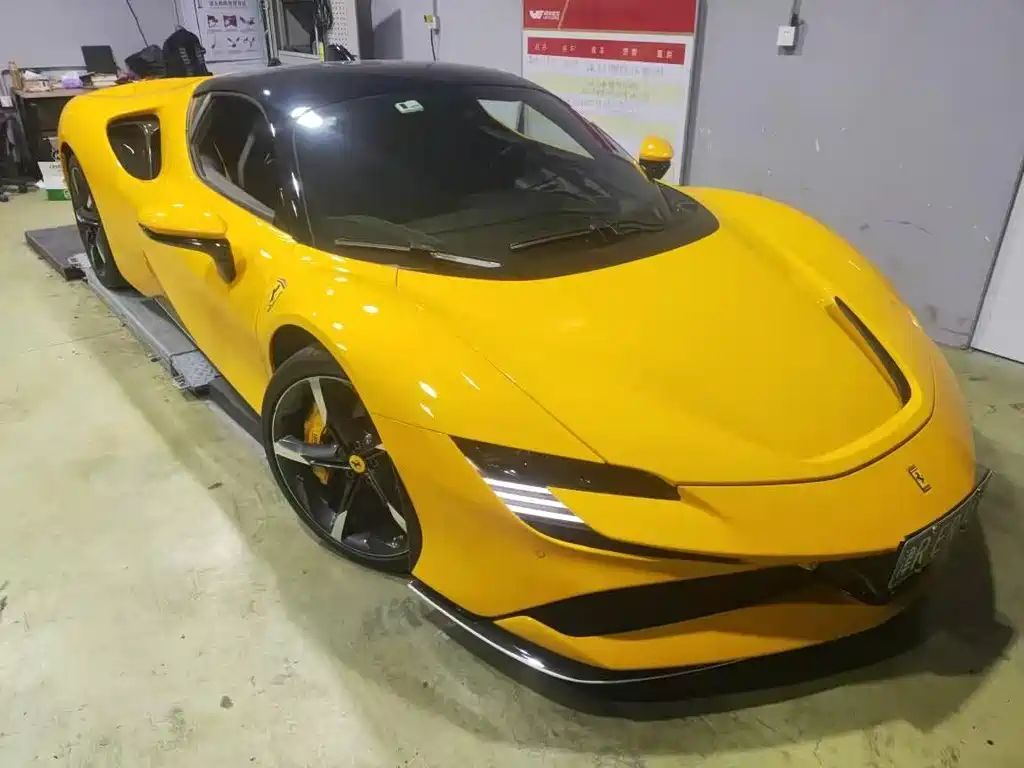 SF90 2020 3.9T V8 Stradale купить на сайте DeffCars