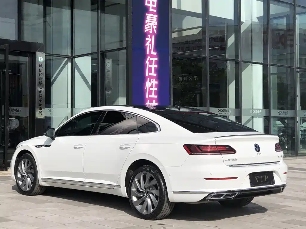 FAW-Volkswagen CC 2021 380TSI eye-catching version купить на сайте DeffCars