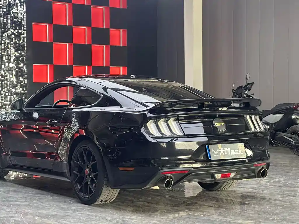 Mustang 2019 2.3L EcoBoost купить на сайте DeffCars