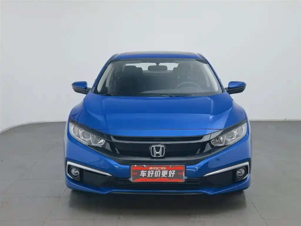 Civic 2019 220TURBO CVT Dynamic Edition National VI купить на сайте DeffCars