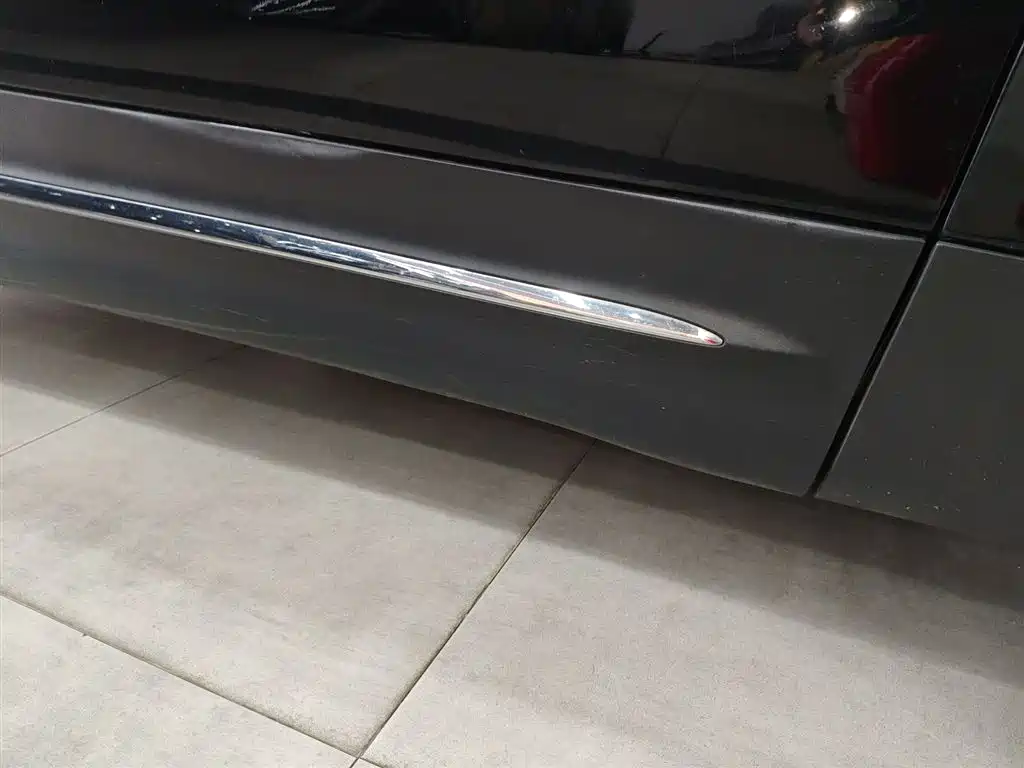 Mercedes-Benz GLB 2023 GLB 200 Dynamic купить на сайте DeffCars