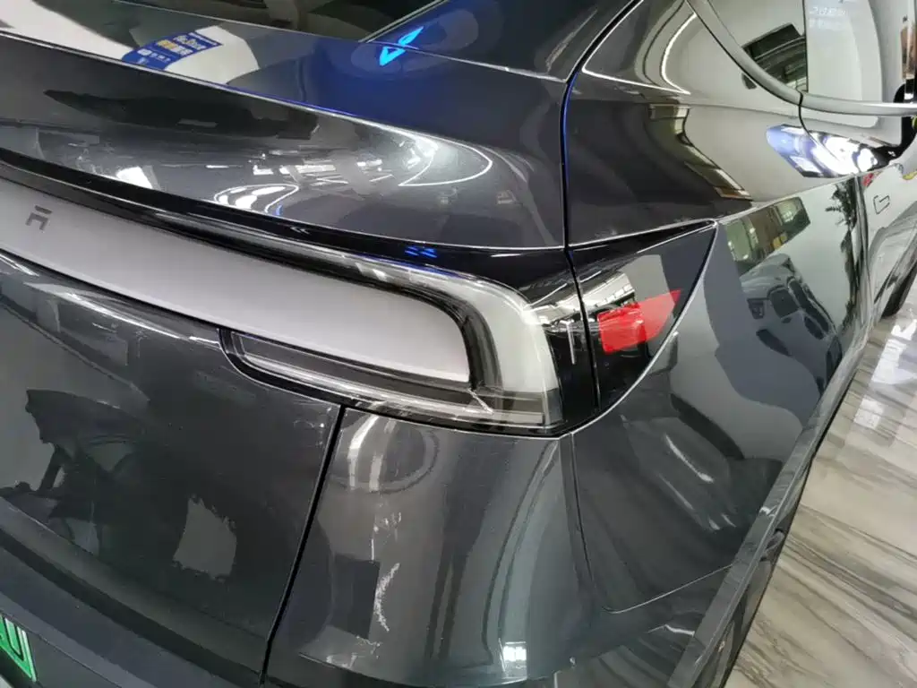 Model Y 2025 rear-wheel drive version купить на сайте DeffCars
