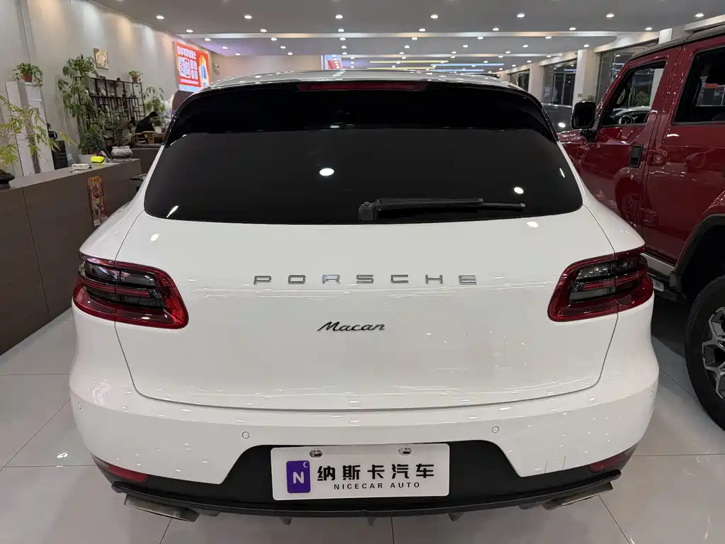 Macan 2017 Macan 2.0T купить на сайте DeffCars