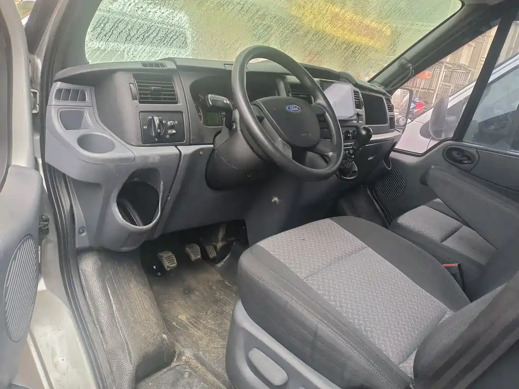 New Generation Transit 2021 2.2T Manual Logistics Vehicle Pro Short Axle 6-Seater Mid-Top National VI купить на сайте DeffCars