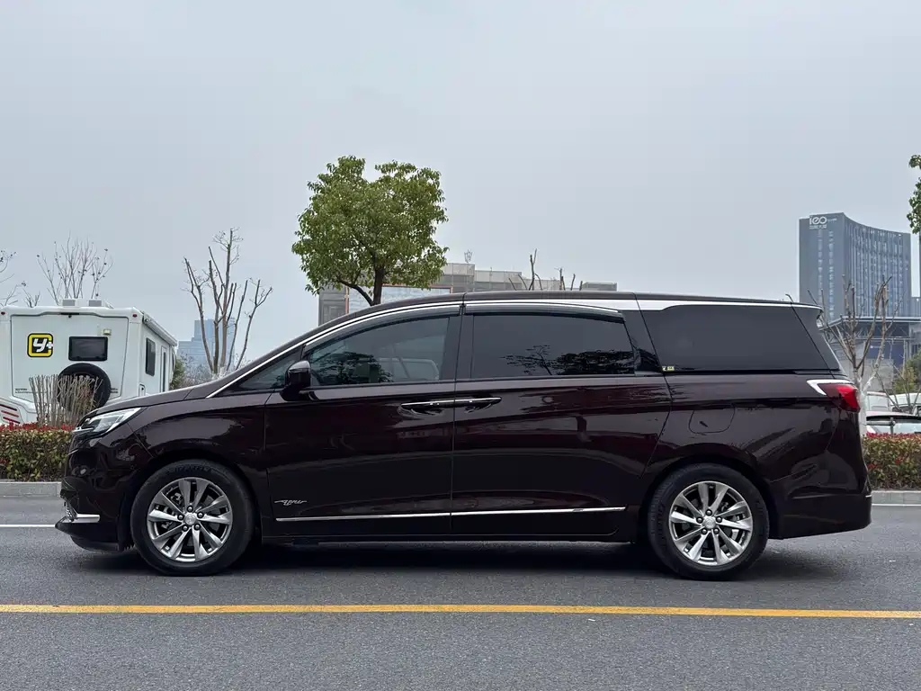 Buick GL8 2022 Avenir Six-seater Xianli Edition купить на сайте DeffCars