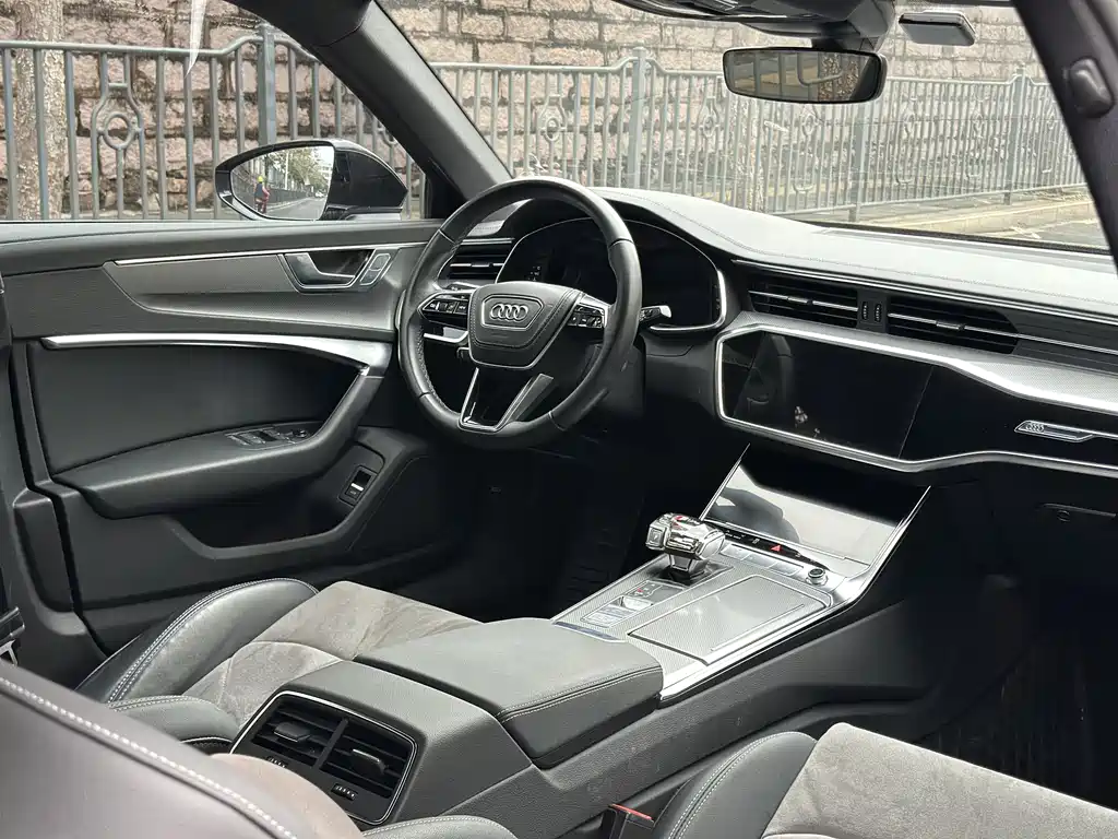 Audi A6L 2024 40 TFSI luxury and dynamic model купить на сайте DeffCars