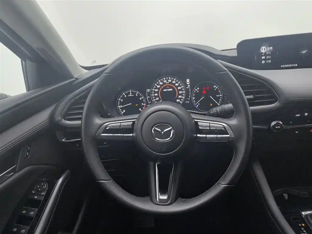 Mazda3 Angkesela 2022 2.0L automatic quality version купить на сайте DeffCars