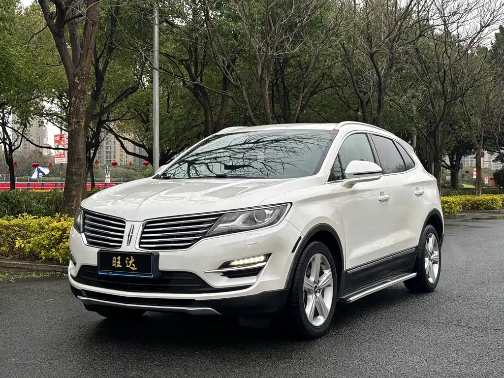 Lincoln MKC 2017 2.0T 2WD Exclusive Edition купить на сайте DeffCars