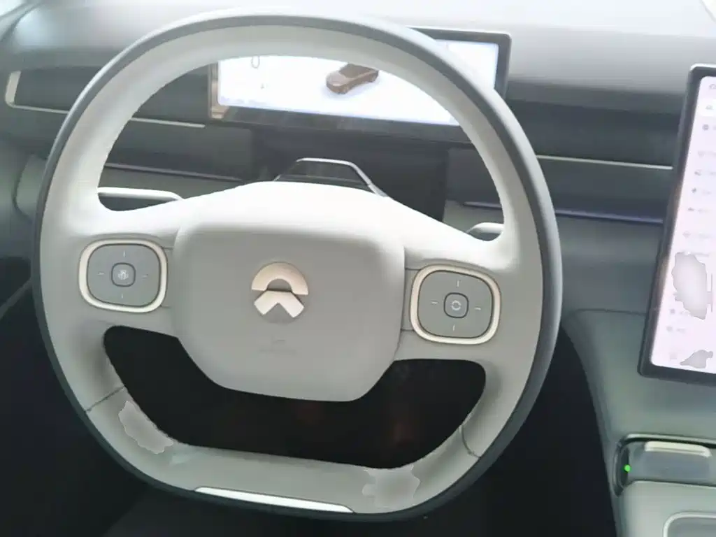 NIO ES8 2023 75kWh Executive Edition купить на сайте DeffCars