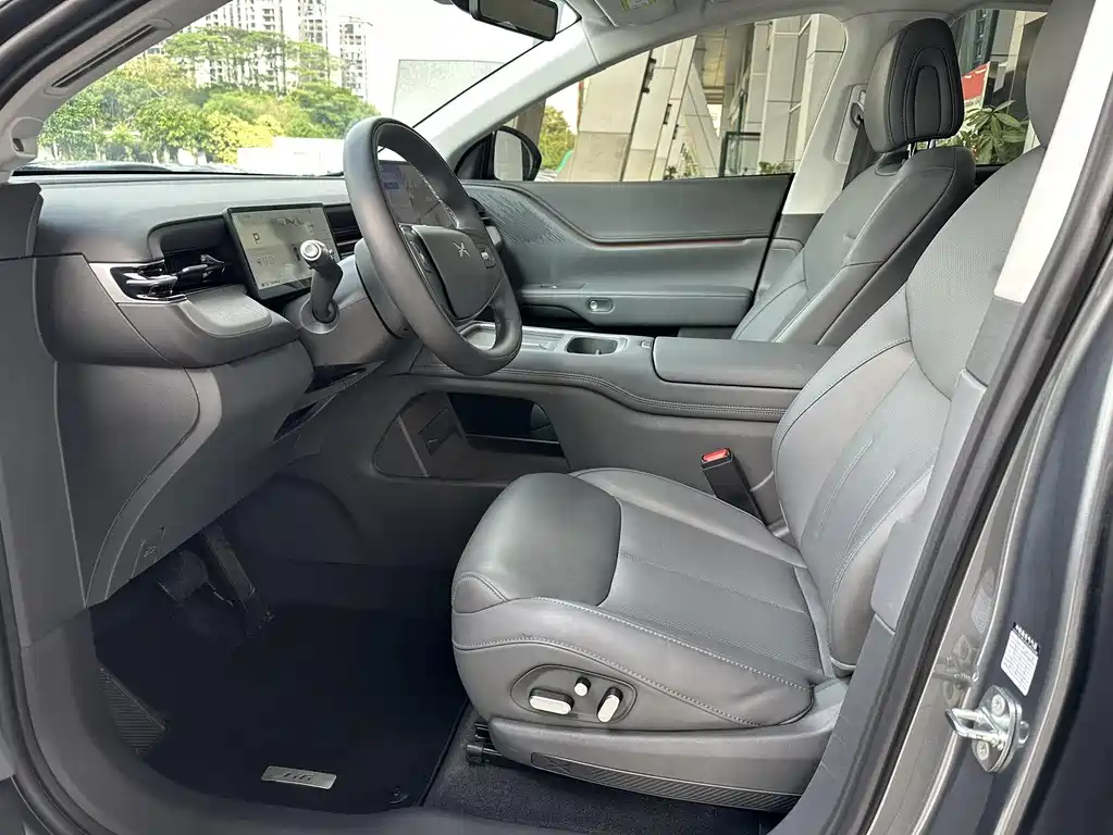 Xpeng G6 2024 Model 580 Long Battery Life Plus купить на сайте DeffCars