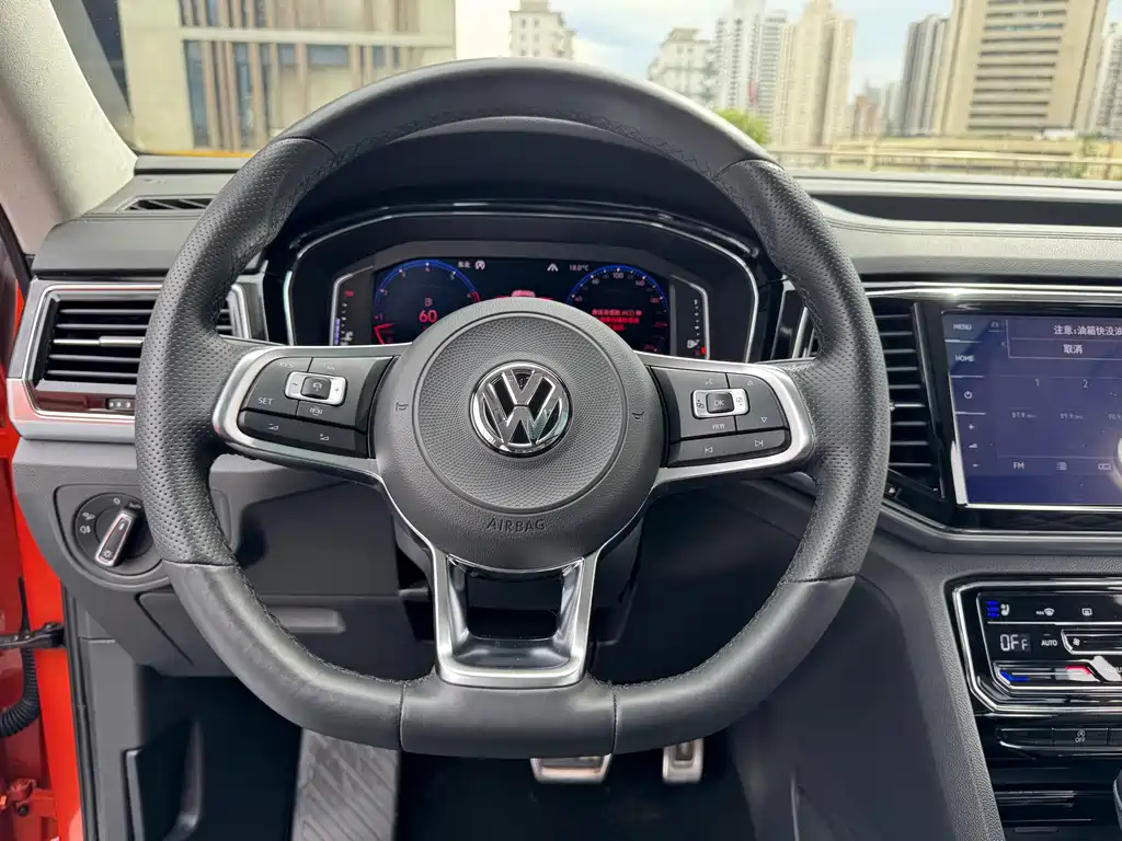 Touron 2019 Touron X 530 V6 four-wheel drive supreme flagship version купить на сайте DeffCars