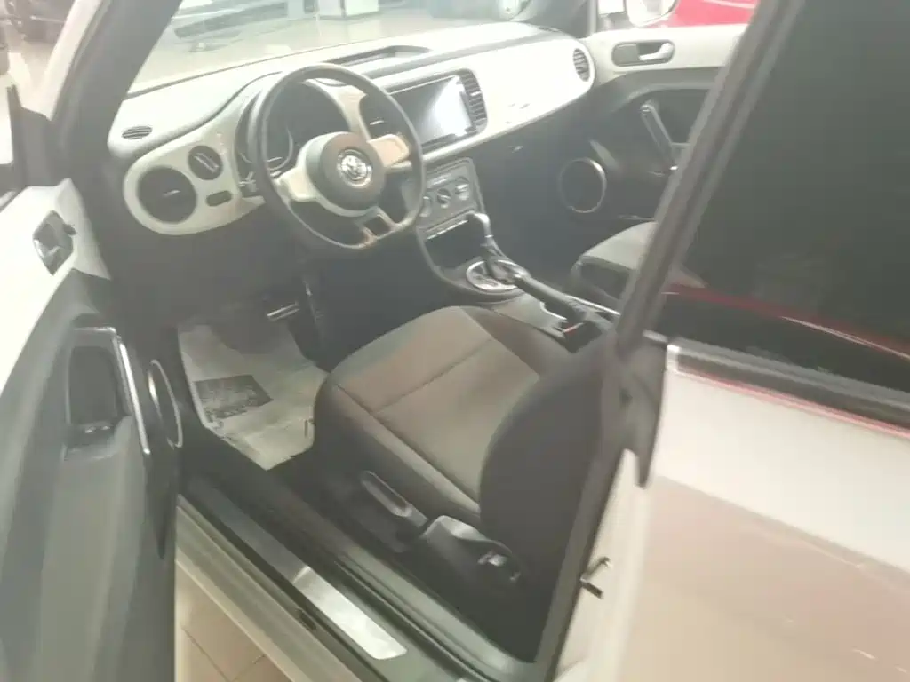 Beetle 2015 180TSI купить на сайте DeffCars