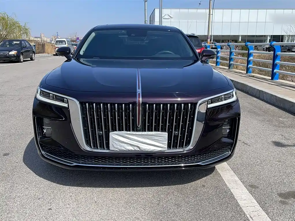Hongqi H9 2020 2.0T Zhilian Flagship Edition купить на сайте DeffCars