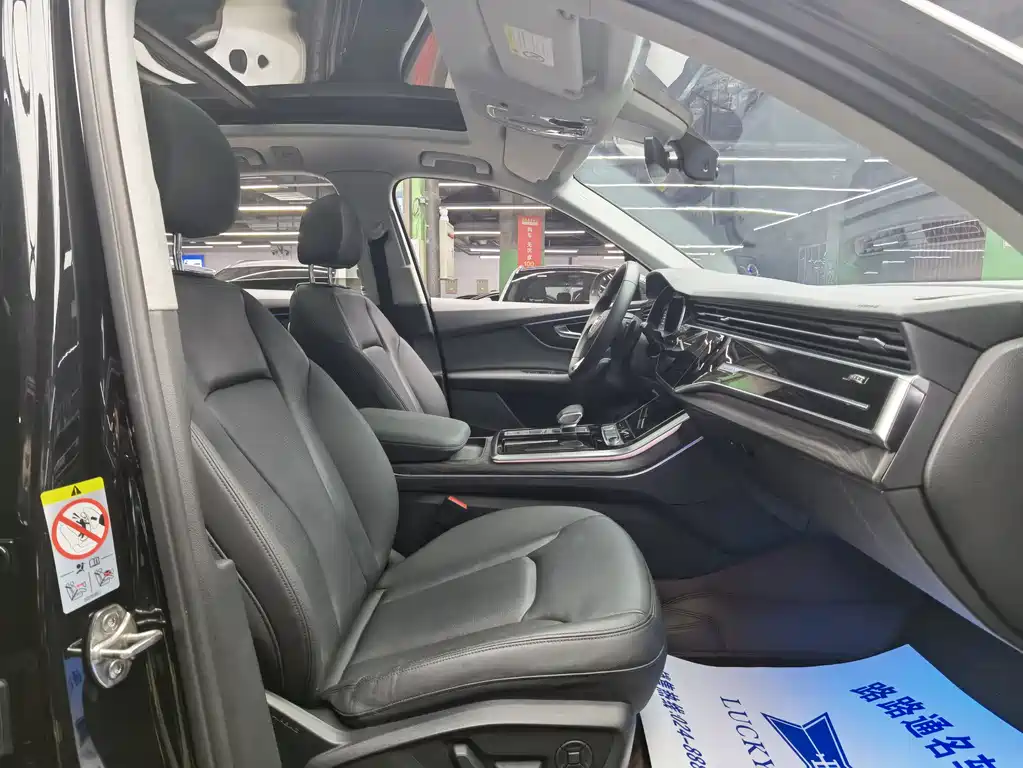 Audi Q7 2020 55 TFSI quattro S line sports купить на сайте DeffCars