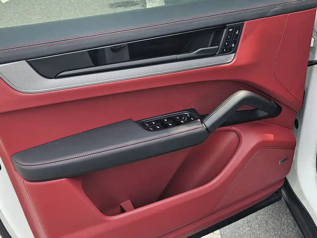 Cayenne 2024 Cayenne 3.0T купить на сайте DeffCars