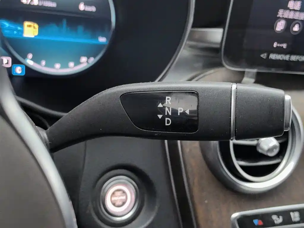 Mercedes-Benz GLC 2022 facelift GLC 260 L 4MATIC luxury model купить на сайте DeffCars