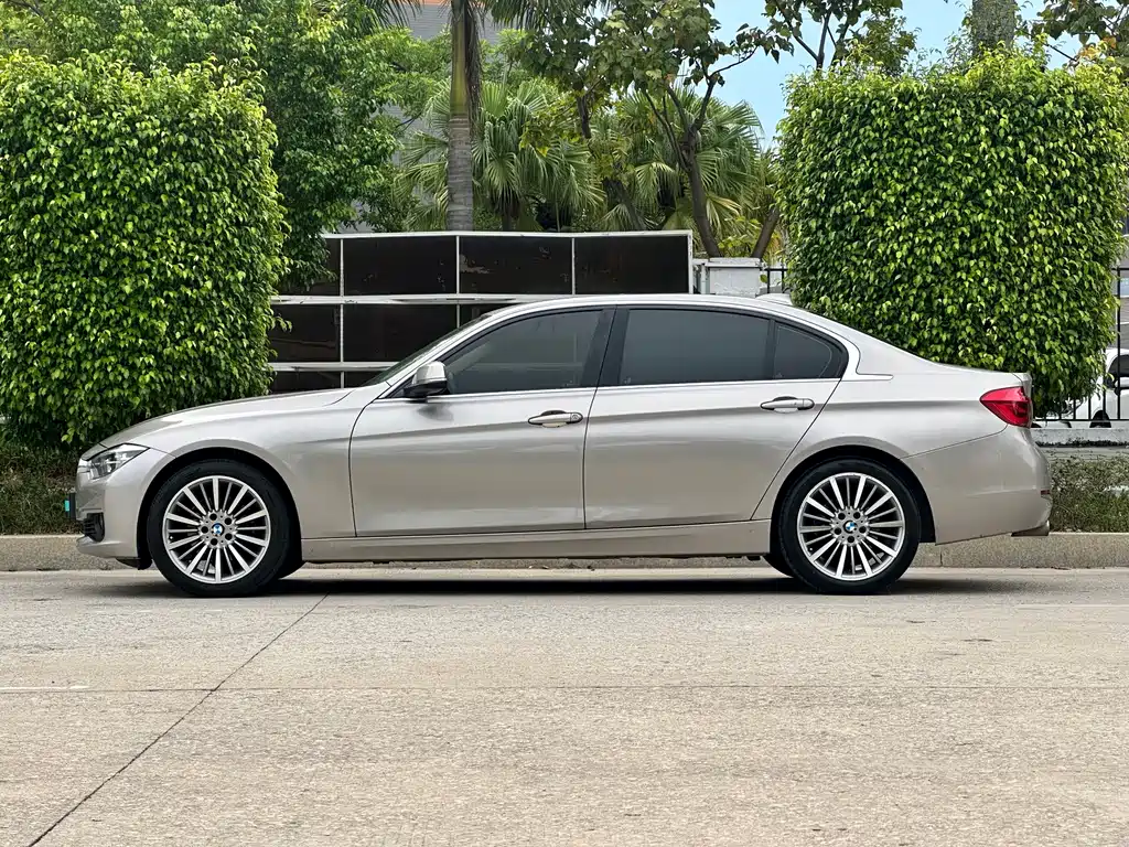 BMW 3 Series 2019 320Li Fashion Model купить на сайте DeffCars