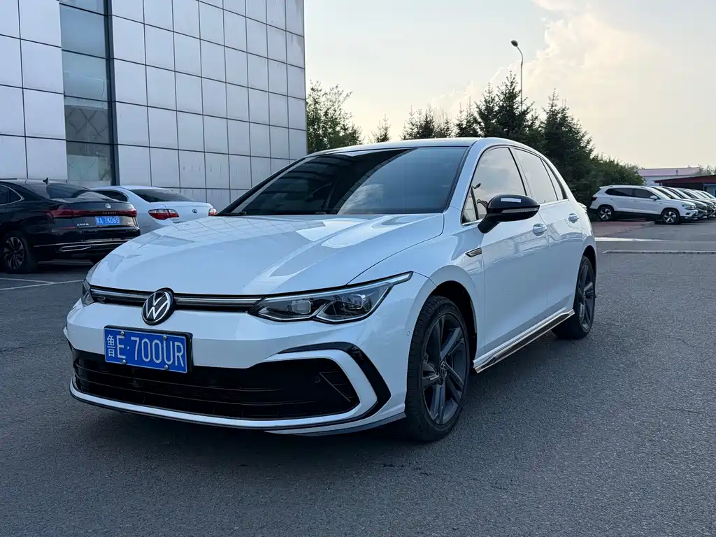 Golf 2023 280TSI DSG R-Line купить на сайте DeffCars