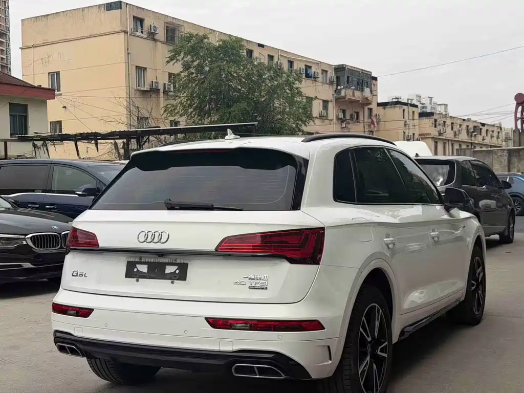 Audi Q5L 2022 40T luxury and dynamic model купить на сайте DeffCars