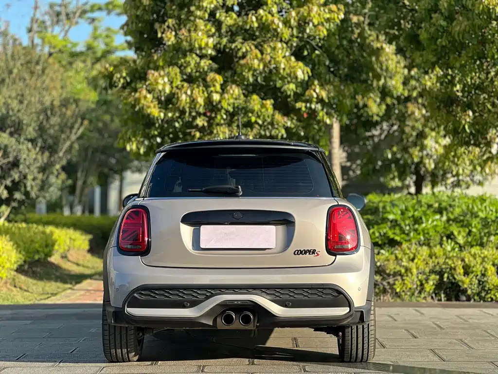 MINI 2023 2.0T COOPER S Artist купить на сайте DeffCars