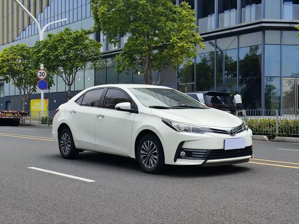 Corolla 2017 facelift 1.2T S-CVT GL купить на сайте DeffCars