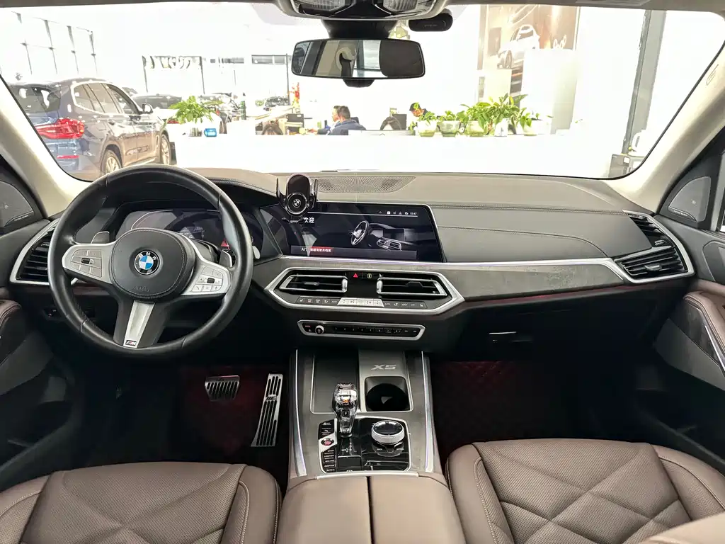 BMW X5 2022 facelift xDrive 30Li M sports package купить на сайте DeffCars