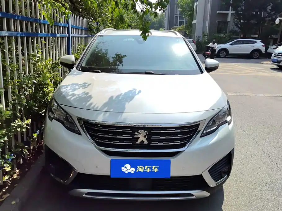 Peugeot 5008 2017 380THP 7-seater Unbounded Edition купить на сайте DeffCars