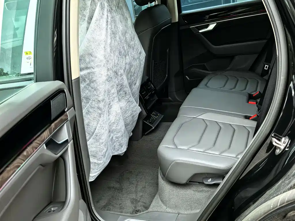 Touareg 2026 3.0TSI Ruijing Edition Obsidian Sports Package купить на сайте DeffCars