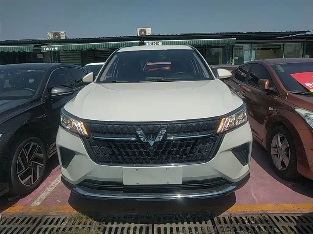 Wuling Xingchen 2021 1.5T Manual Xingyue Edition купить на сайте DeffCars