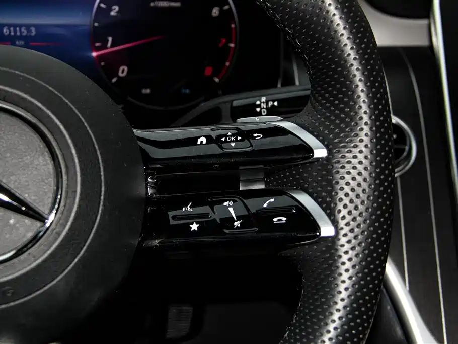 Mercedes-Benz GLC 2024 facelift GLC 300 L 4MATIC dynamic 7-seater купить на сайте DeffCars