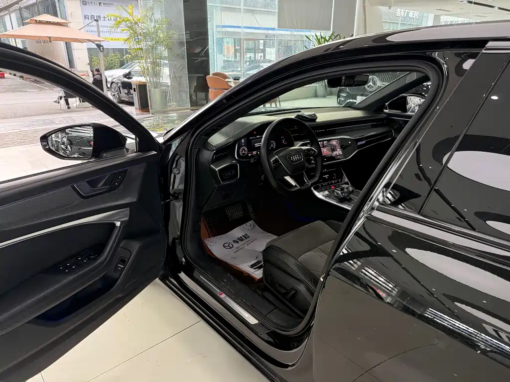 Audi A6L 2021 45 TFSI quattro exclusive dynamic model купить на сайте DeffCars