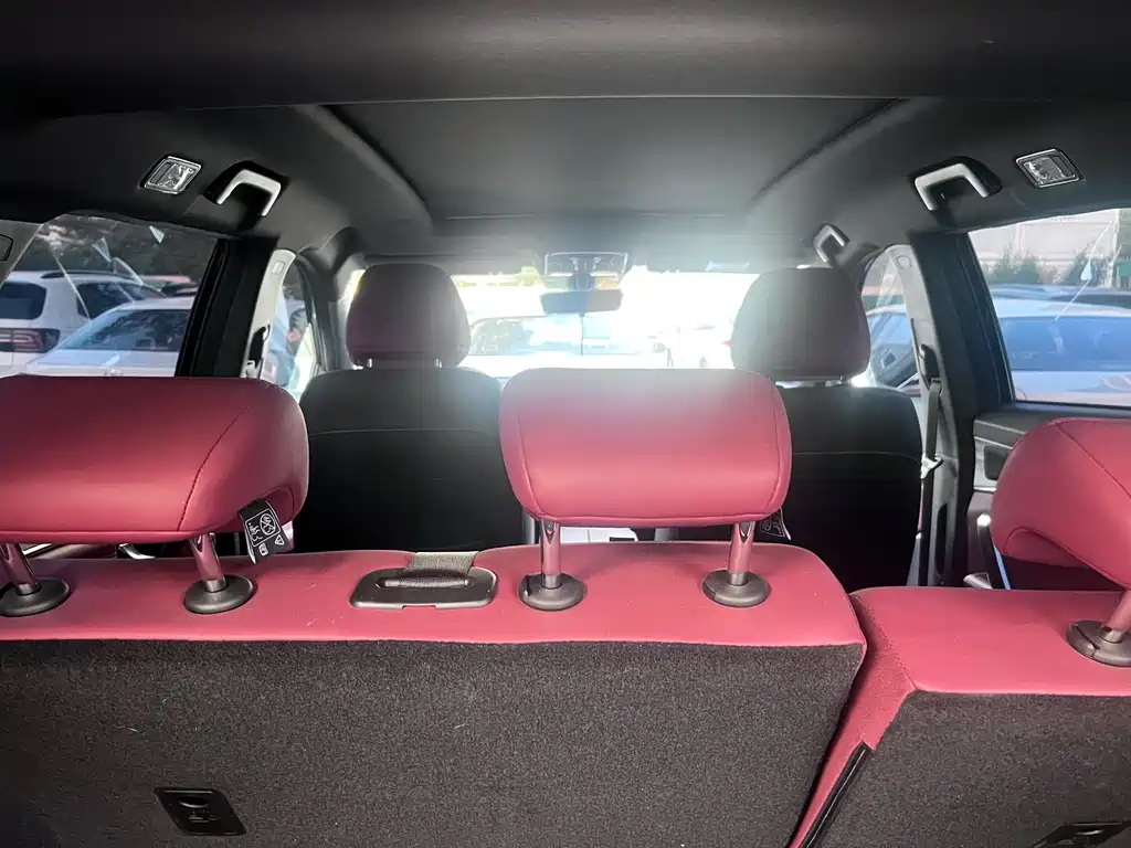 Jietu X70 PLUS 2024 Champion Edition 1.5T DCT Champion MAX 5-seater купить на сайте DeffCars