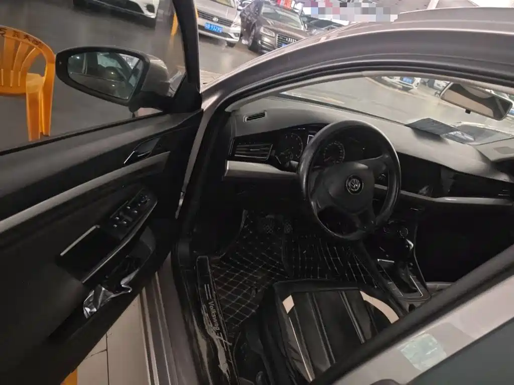 Bora 2020 1.5L automatic fashion model купить на сайте DeffCars