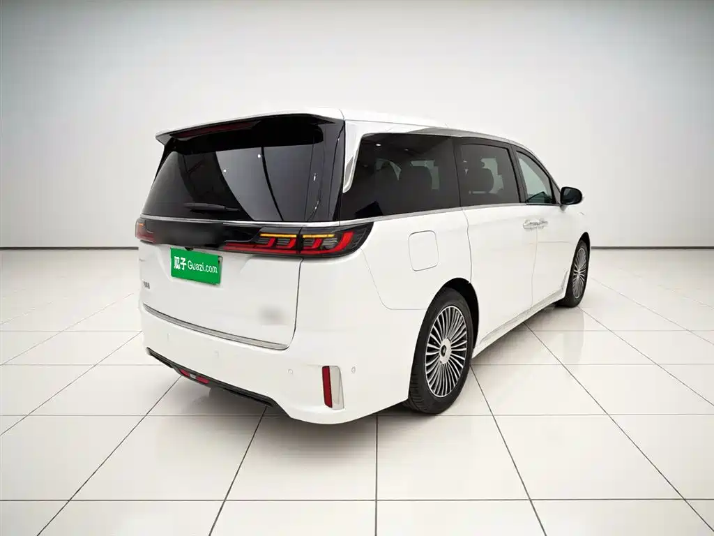 Lantu Dreamer 2025 PHEV four-wheel drive flagship Kunpeng version купить на сайте DeffCars