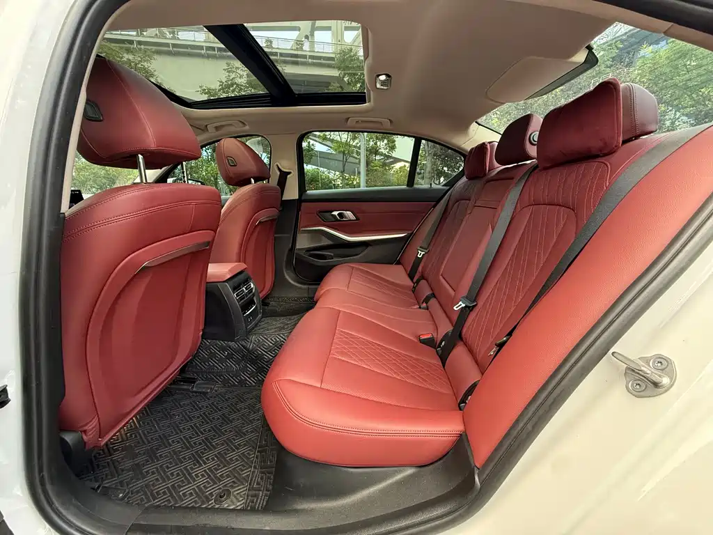 BMW i3 2022 eDrive 35 L купить на сайте DeffCars