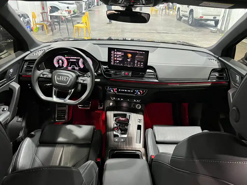 Audi Q5L 2023 40T luxury and dynamic model купить на сайте DeffCars