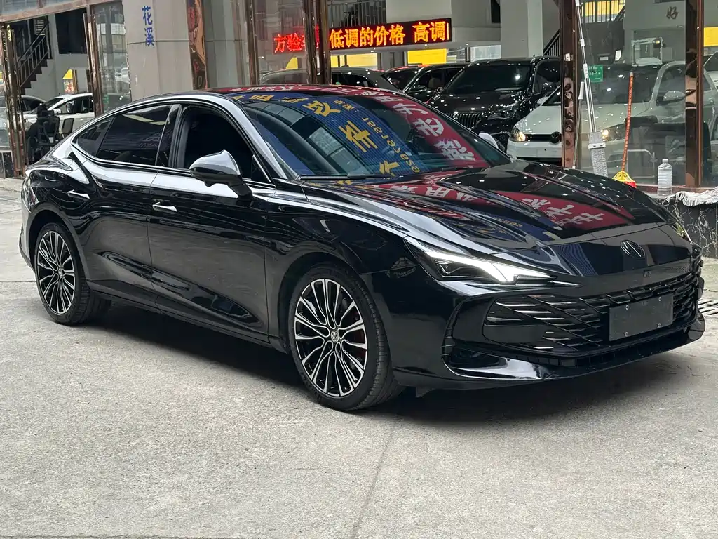 MG7 2023 2.0T Automatic Beauty Hunting Exclusive Edition купить на сайте DeffCars