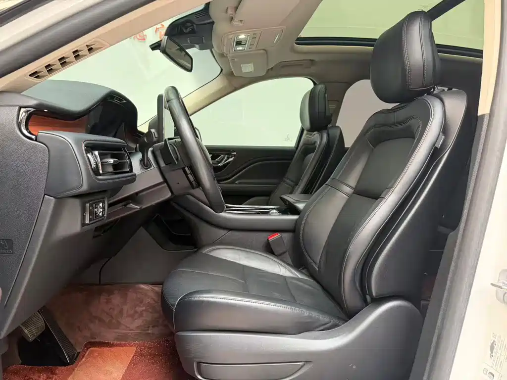 Aviator 2023 3.0T V6 four-wheel drive exclusive cruise version, six seats купить на сайте DeffCars