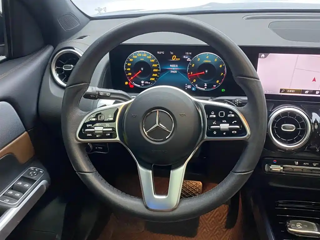 Mercedes-Benz GLB 2023 GLB 200 Fashion Model купить на сайте DeffCars