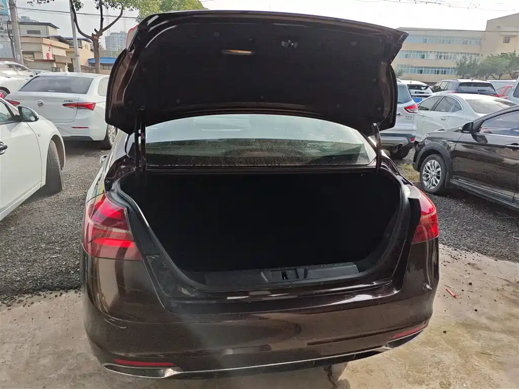 Emgrand 2018 1.5L manual upward Internet version купить на сайте DeffCars
