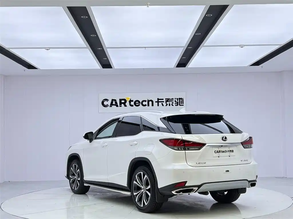 Lexus RX 2020 facelift 300 four-wheel drive elegant version купить на сайте DeffCars