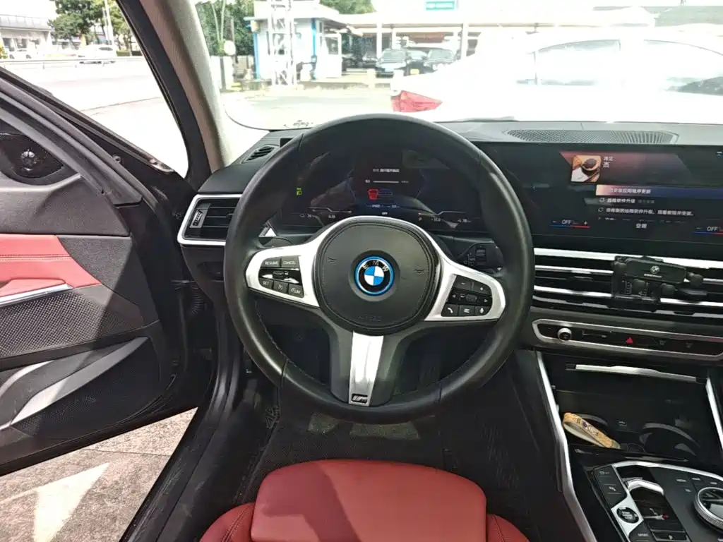 BMW i3 2022 eDrive 35 L купить на сайте DeffCars