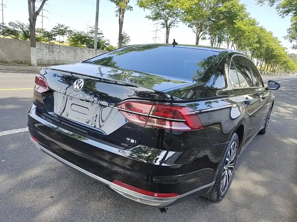 Huiang 2018 facelift 380TSI two-wheel drive business version купить на сайте DeffCars
