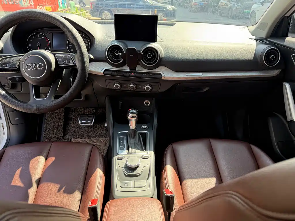 Audi Q2L 2020 35 TFSI aggressive and dynamic model купить на сайте DeffCars