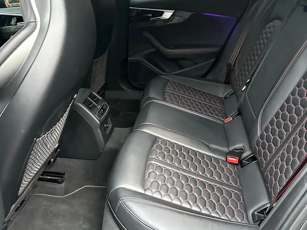 Audi RS 4 2023 RS4 Avant Obsidian Edition купить на сайте DeffCars