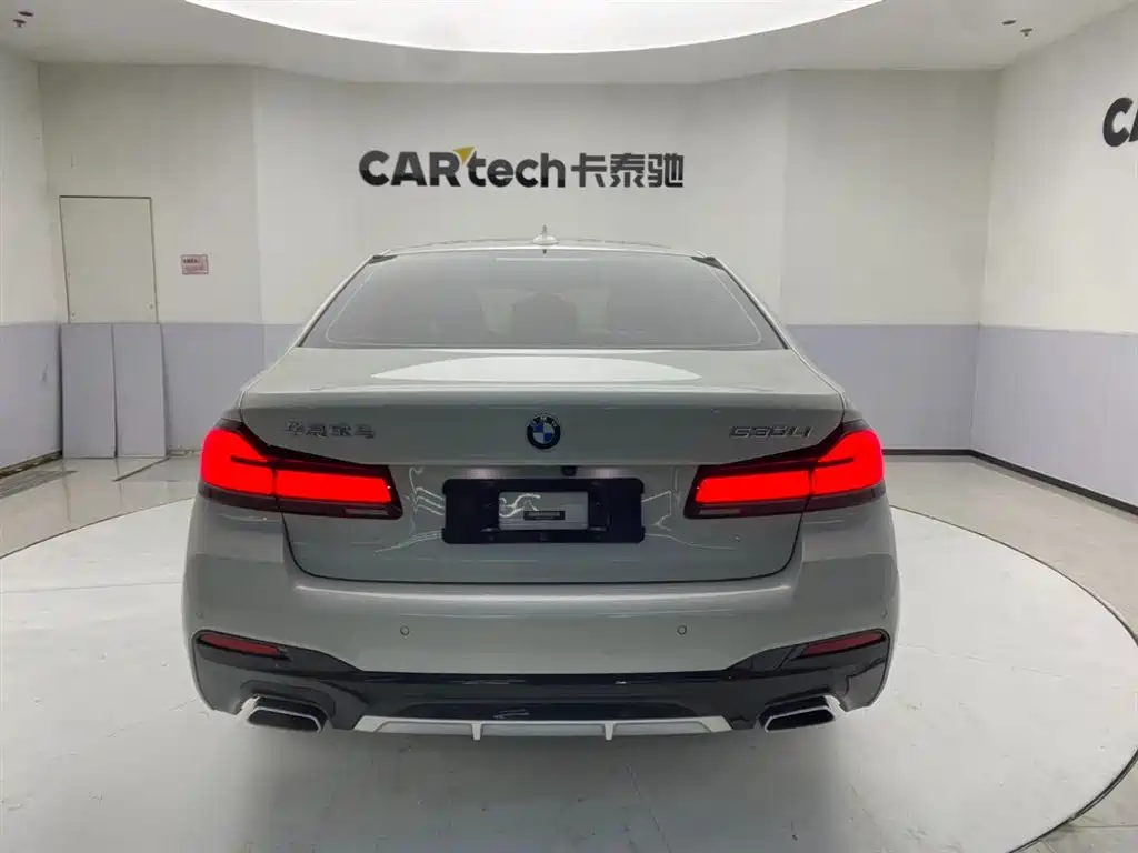 BMW 5 Series 2021 530Li Leading M Sports Package купить на сайте DeffCars