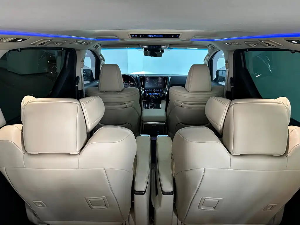 Wilfa 2021 Crown Dual Engine 2.5L HV Premium Edition купить на сайте DeffCars