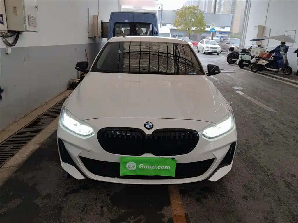 BMW 1 Series 2021 facelift 120i M Sports Night Edition купить на сайте DeffCars