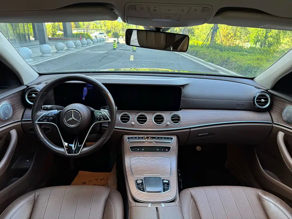 Mercedes-Benz E-Class 2021 E 300 L Luxury Model купить на сайте DeffCars