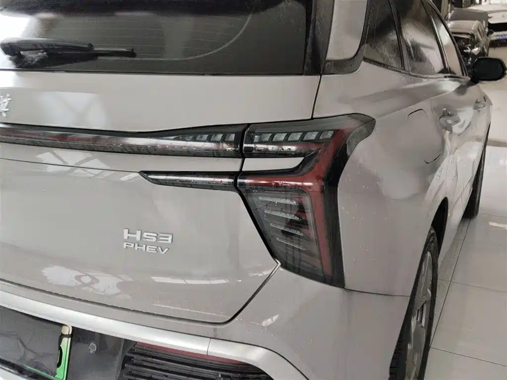 Hongqi HS3 PHEV 2024 115km Jinwei Edition купить на сайте DeffCars